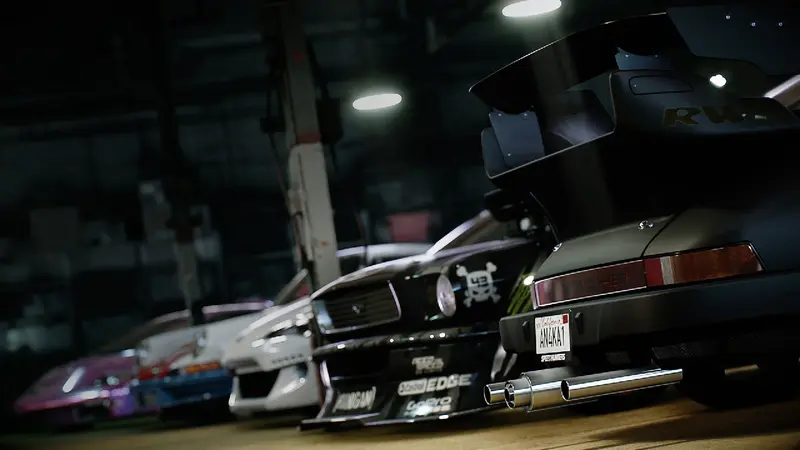 Need for Speed (2015): Ряд автомобилей в гараже